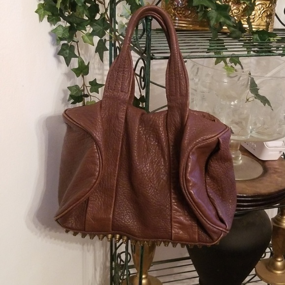 Vintage Handbags - ❤BROWN LEATHER BAG❤